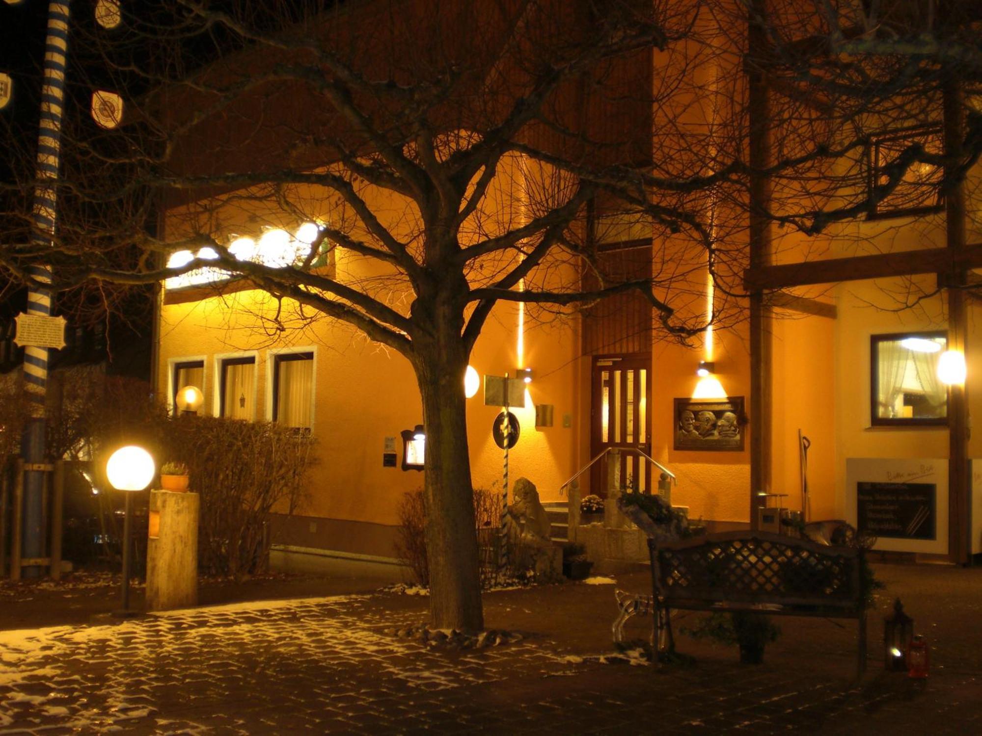Gasthof Froehlich Лангенбрук Экстерьер фото